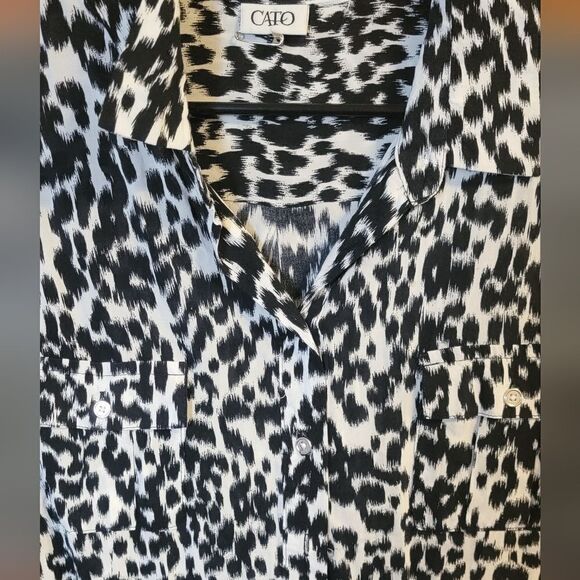 CATO Leopard Print Top EUC XL - Picture 2 of 4